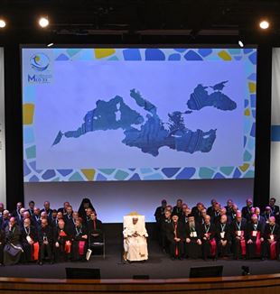 El papa Francesc durant la seva intervenció als "Rencontres Méditerranéennes" (Foto Vatican Media/Catholic Press Photo)