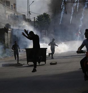 Foto: Les lluites entre palestins i israelians a Nablus, Cisjordània (Ansa/Alaa Badarneh)