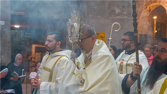 El cardenal Pizzaballa a la celebració del Corpus Christi a Jerusalem (lpj.org)