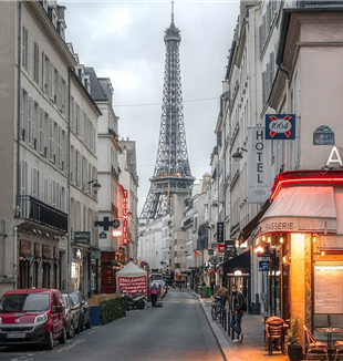 Paris (©Unsplash/Leon Macapagal)